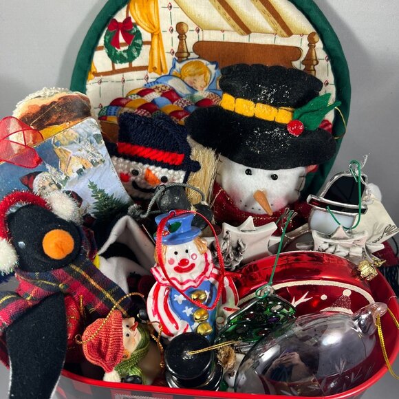 Christmas-Themed Gift Basket Full Of Snowman & Holiday Ornaments In Red Plaid Ti - Picture 2 of 3